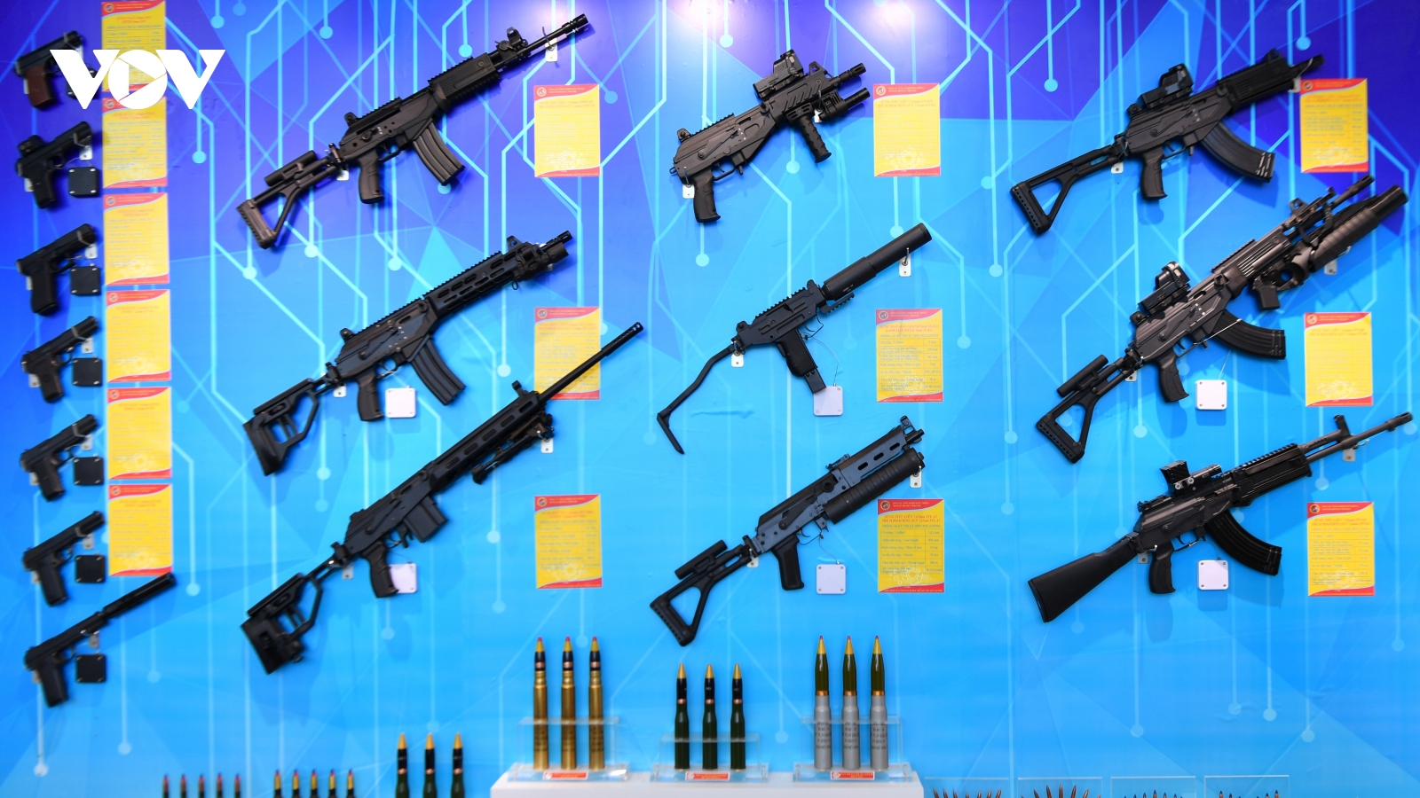 Triển lãm 80 năm thành tựu đất nước: Ngắm dàn súng đạn do Việt Nam sản xuất